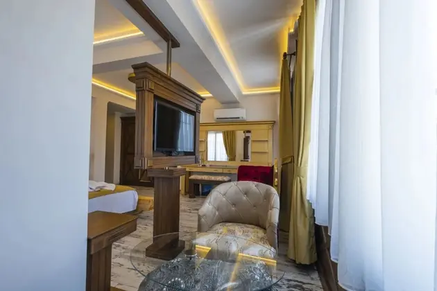 Jakuzi Deluxe Suite