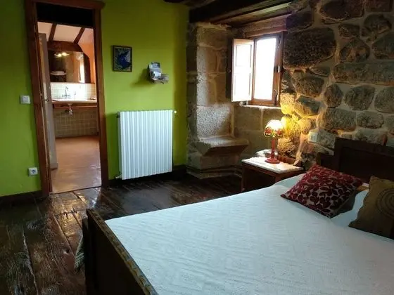 Traditional Tek Büyük Yataklı Oda