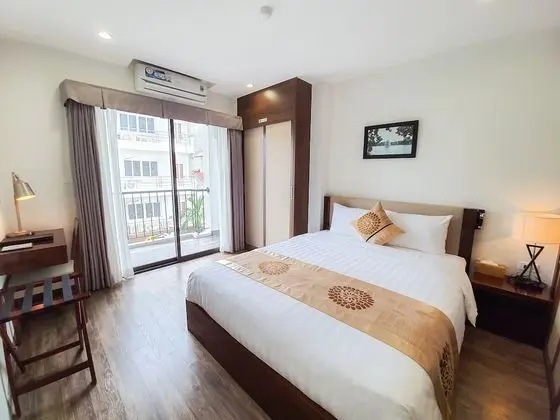 Luxury Tek Büyük Yataklı Oda