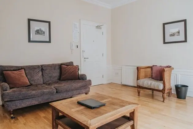 Classic Apart Daire, 1 En Büyük (King) Boy Yatak ve Çekyat, Sigara İçilmez ( First floor)