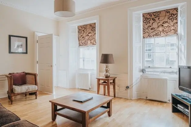 Classic Apart Daire, 1 En Büyük (King) Boy Yatak ve Çekyat, Sigara İçilmez ( First floor)