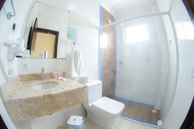 Dört Kişilik Oda, Havuz Manzaralı