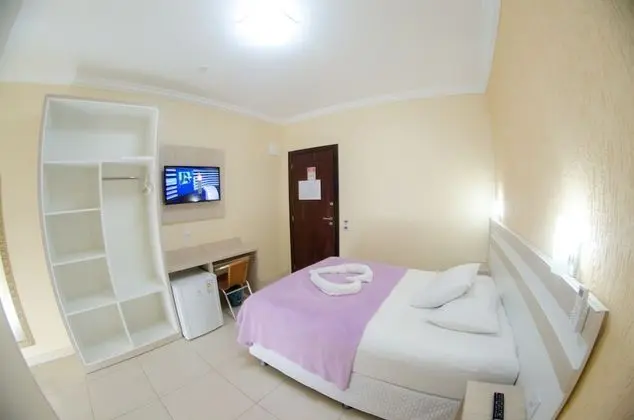 Tek Büyük Yataklı Oda