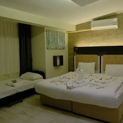 Suite, Kara Manzaralı, Balkonsuz