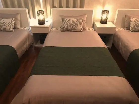 Ev (Private Vacation)