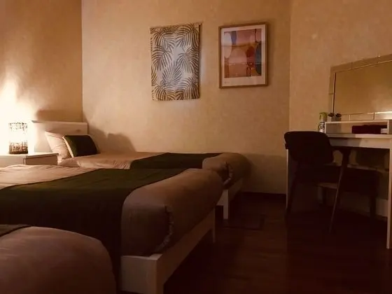 Ev (Private Vacation)