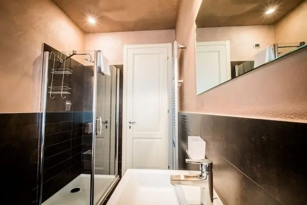 Deluxe Tek Büyük Yataklı Oda, 1 Çift Kişilik Yatak, Özel Banyo, Park Manzaralı
