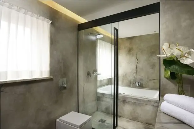 Deluxe Oda, Sıcak Su Havuzu