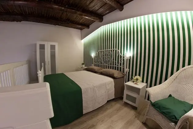 Apart Daire, 1 Çift Kişilik Yatak ve Çekyat