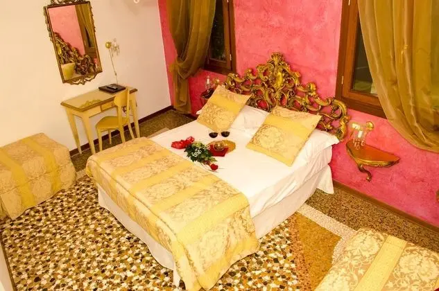 Superior Tek Büyük Yataklı Oda