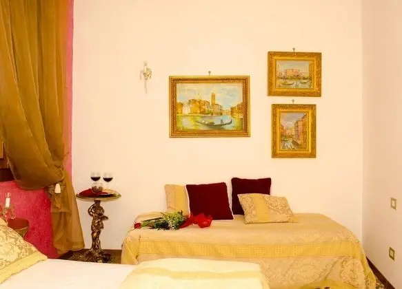 Superior Tek Büyük Yataklı Oda