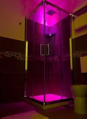 Classic Tek Büyük Yataklı Oda