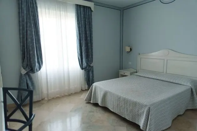 Superior Tek Büyük Yataklı Oda (Curatulu)
