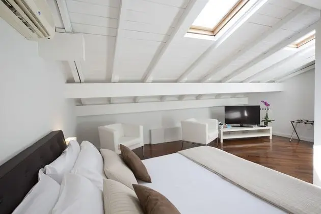 Tek Büyük veya İki Ayrı Yataklı Oda