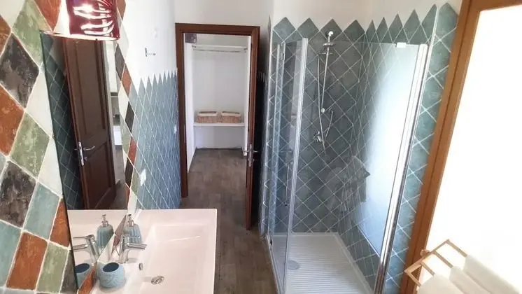 Deluxe Tek Büyük veya İki Ayrı Yataklı Oda, Bahçe Manzaralı