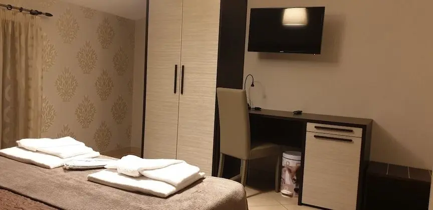 Tek Kişilik Oda, 1 Tek Kişilik Yatak