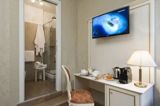 Tek Büyük Yataklı Oda