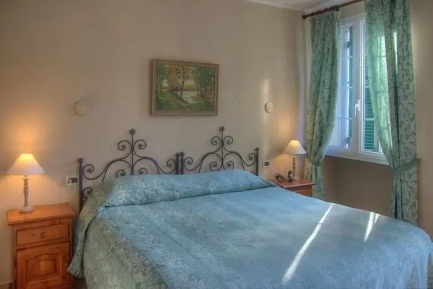 Comfort Tek Büyük veya İki Ayrı Yataklı Oda