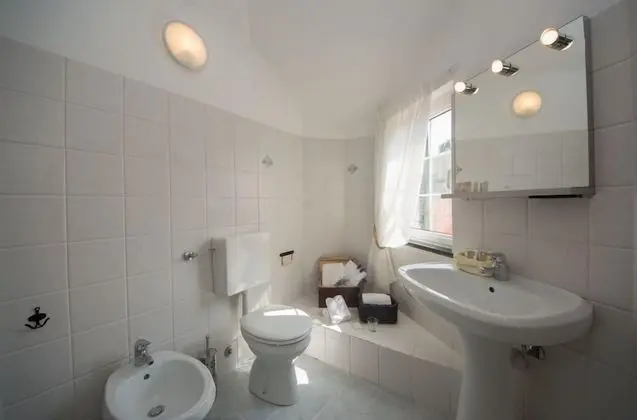 Comfort Tek Büyük veya İki Ayrı Yataklı Oda