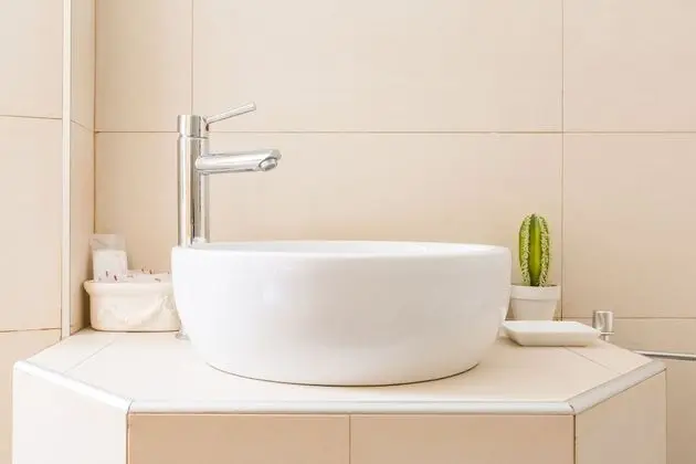 Büyük Yataklı Tek Kişilik Oda