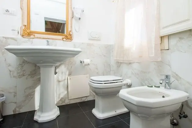 Comfort Süit, Avlu Manzaralı