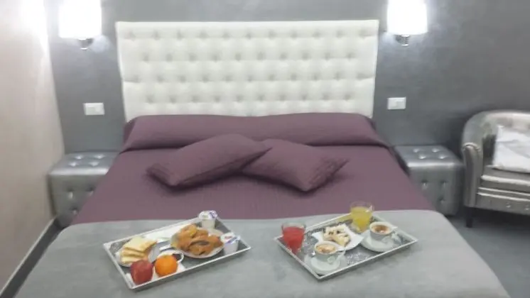 Tek Büyük Yataklı Oda