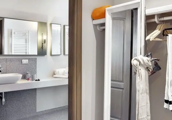 Süit, 1 Büyük (Queen) Boy Yatak ve Çekyat, Teras