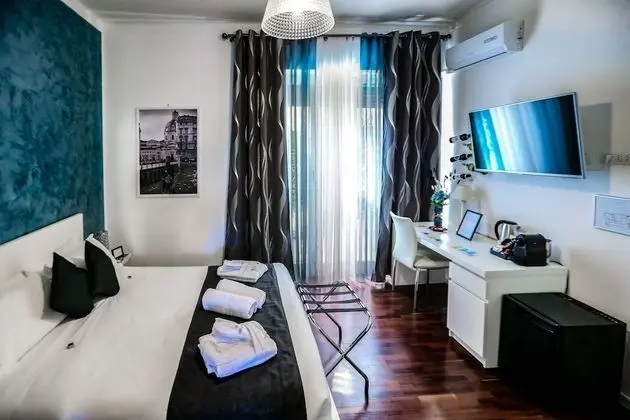 Standard Tek Büyük Yataklı Oda, Banyolu/Duşlu, Bahçe Manzaralı