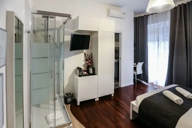 Superior Tek Büyük Yataklı Oda, Banyolu/Duşlu, Bahçe Manzaralı