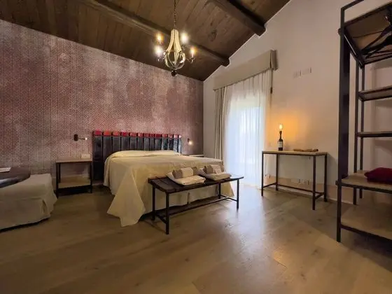 Superior Oda, Balkon, Tepe Manzaralı