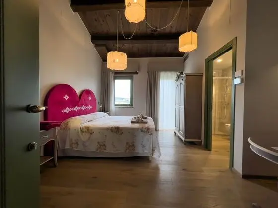 Superior Oda, Balkon, Tepe Manzaralı