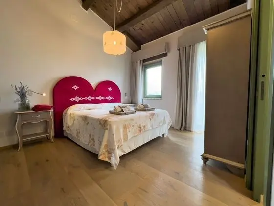 Superior Oda, Balkon, Tepe Manzaralı