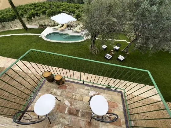 Superior Oda, Balkon, Tepe Manzaralı