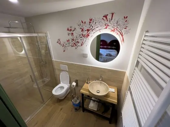 Superior Oda, Balkon, Tepe Manzaralı