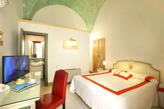 Standard Tek Büyük Yataklı Oda