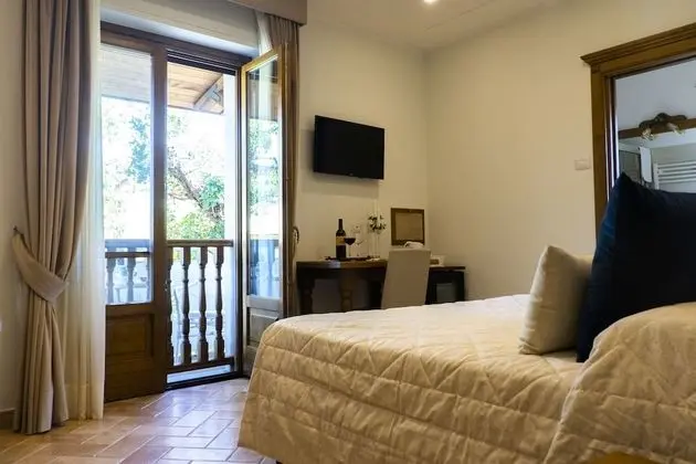 Comfort Tek Büyük Yataklı Oda