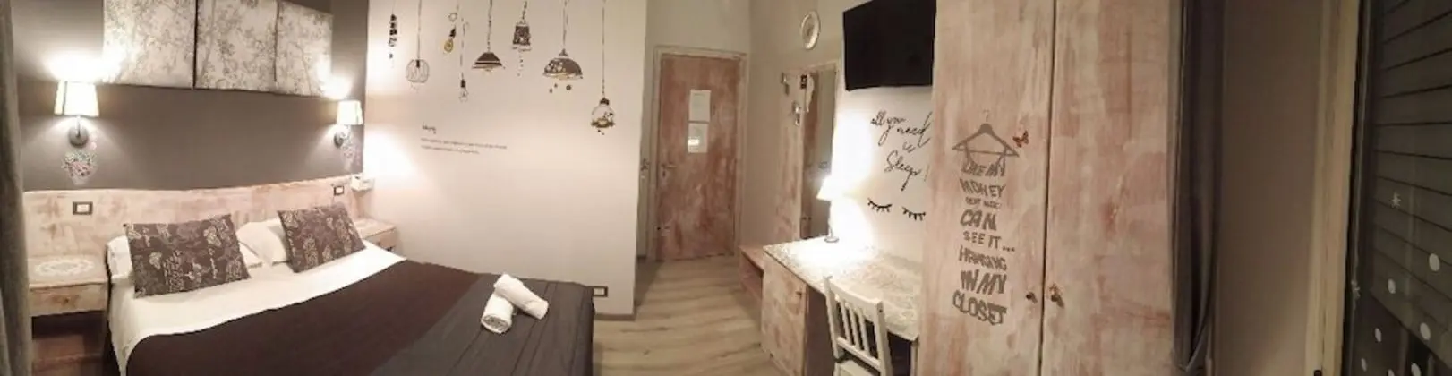 Tek Büyük Yataklı Oda