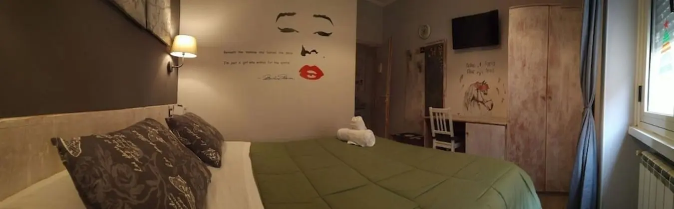 Tek Büyük Yataklı Oda