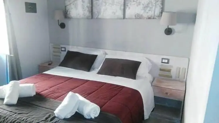 Tek Büyük Yataklı Oda