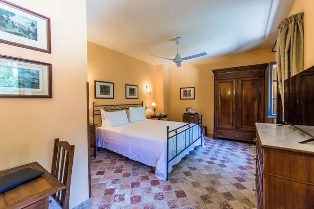 Classic Süit, 1 Büyük (Queen) Boy Yatak, Sigara İçilmez, Kule