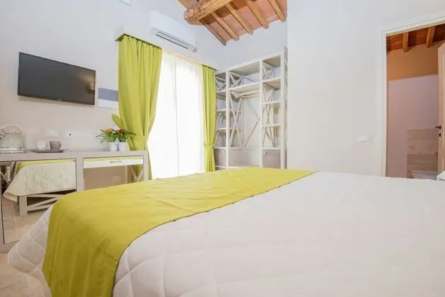 Comfort Tek Büyük veya İki Ayrı Yataklı Oda