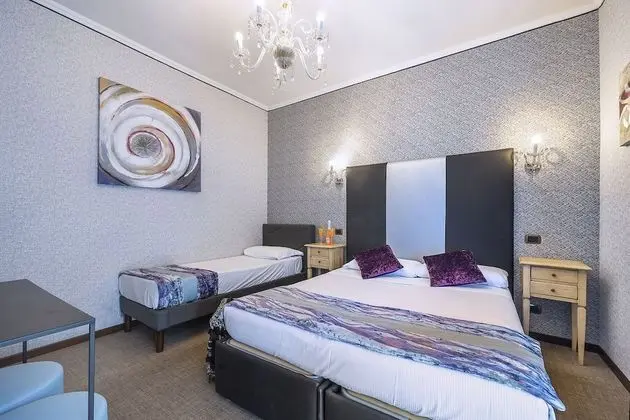 Family Oda, Bağlantılı Odalar