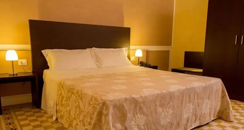 Superior Tek Büyük Yataklı Oda