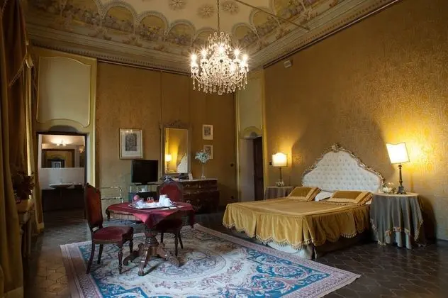 Süit, 1 En Büyük (King) Boy Yatak