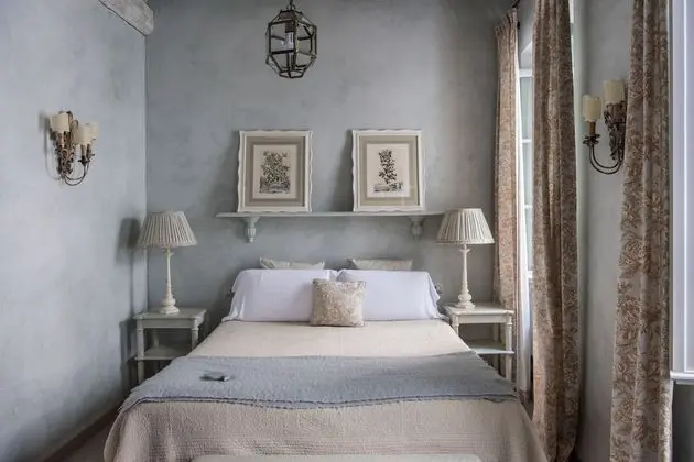 Classic Tek Büyük Yataklı Oda