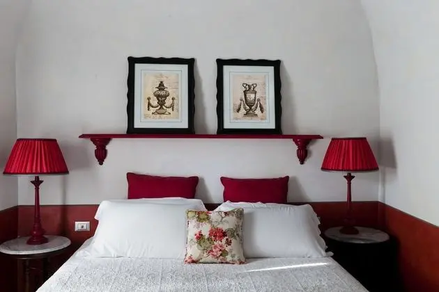 Classic Tek Büyük Yataklı Oda