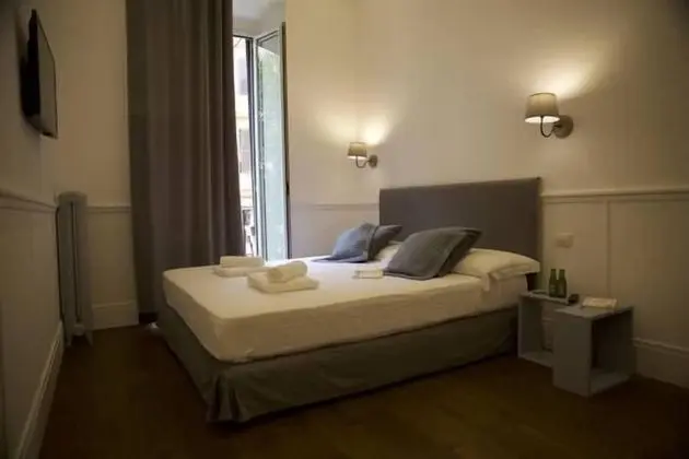 Junior Süit, Balkon