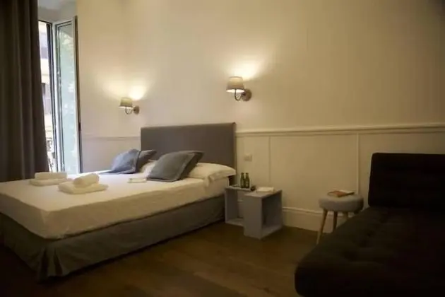 Junior Süit, Balkon