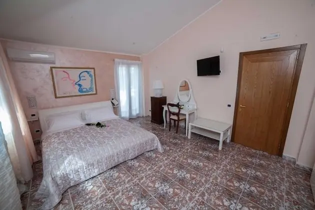 Süit, Havuz Manzaralı (Ulivo)