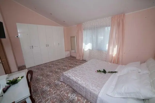 Süit, Havuz Manzaralı (Ulivo)